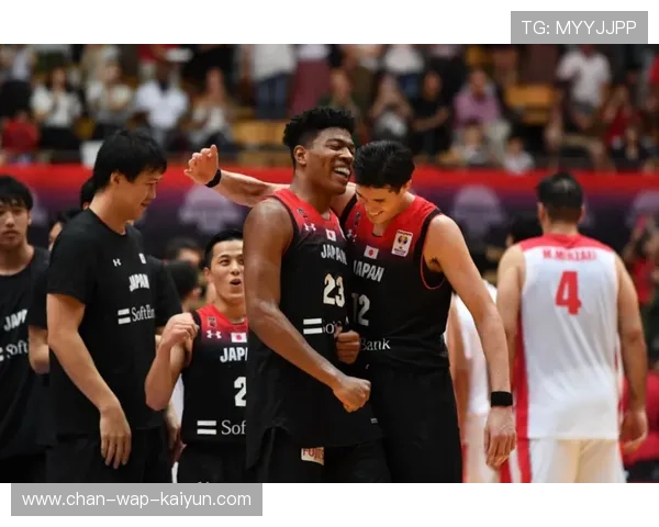 琑员如何在比赛中提高无球跑位创造力，无球跑位教学视频